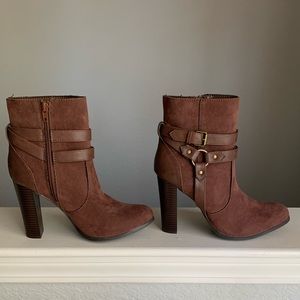 Shoe Dazzle Booties